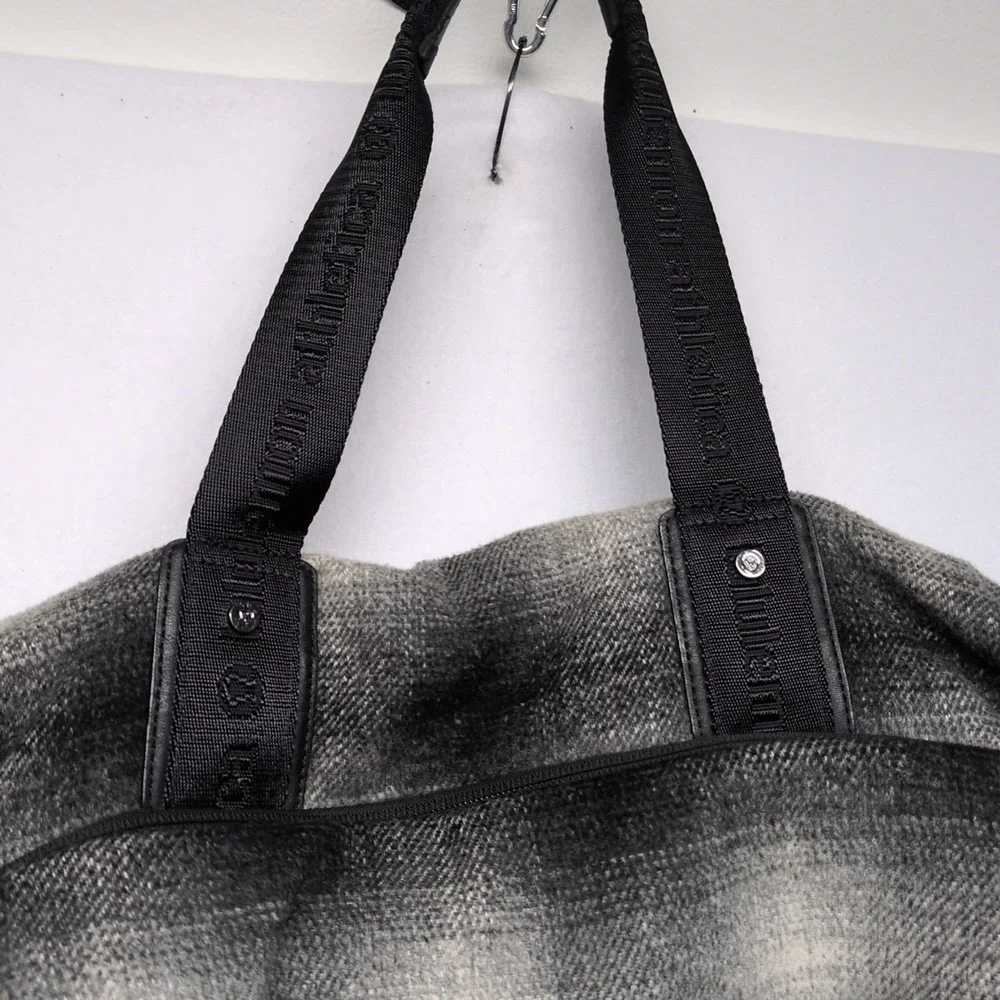LULULEMON Gray Wool Blend Tote Yoga Gym Laptop Fast In Flight Bag